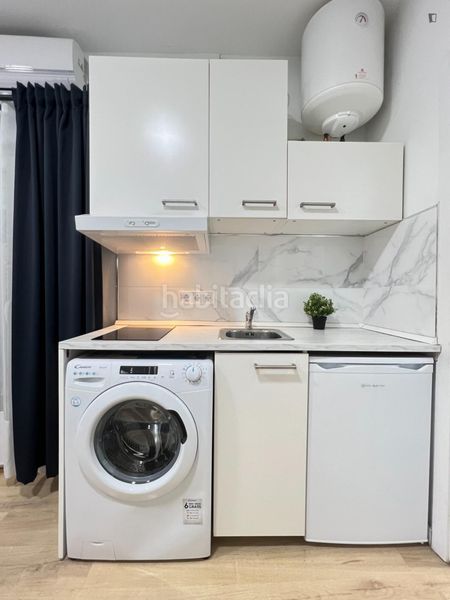 Foto 9880becf-a8f7-42cc-9ba3-8006b9e08e5b. Rent studio with heating in Arapiles Madrid