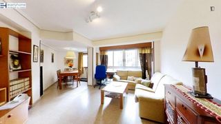 Rent Apartment in En Corts - Doctor Waksman