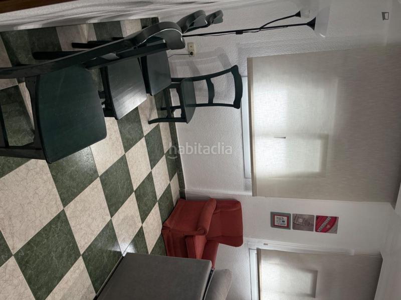 Foto 39c38d57-cf28-4112-9be5-3f69b957d58b. Alquiler casa en Cervantes Granada