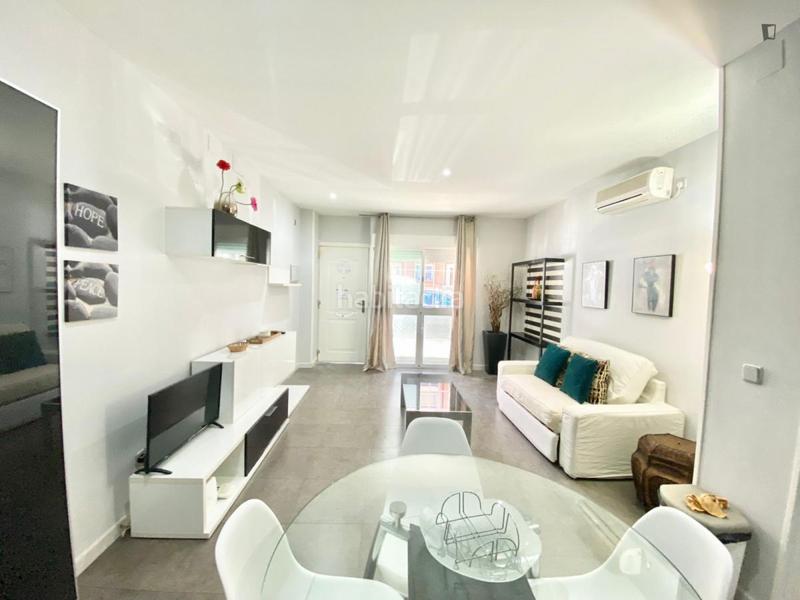 Foto e80c31a7-e35d-4765-b032-f43a750cdc89. Lloguer apartament a Entrevías Madrid