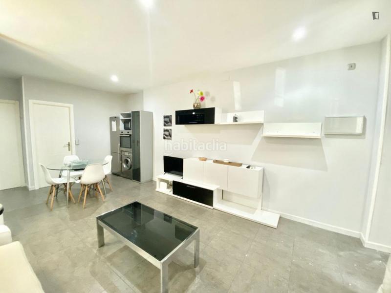 Foto 35cad04b-8bba-4508-b40d-2aedca2a1360. Miete appartement in Entrevías Madrid