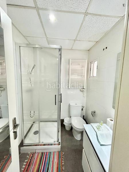 Foto d48c443e-9221-4647-b3ad-fe2f6f3bc94b. Rent apartment in Entrevías Madrid