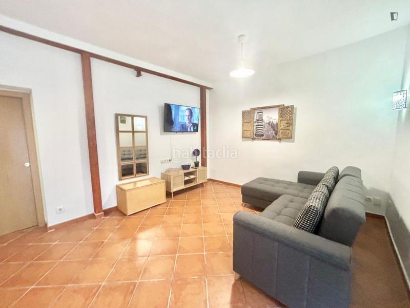 Foto 81fee595-f8a2-40fa-bf1f-eac913dddfab. Rent apartment in Embajadores-Lavapiés Madrid