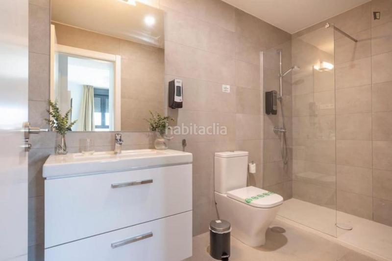 Foto 4abe8fb9-8774-4536-9b3e-84fd73189b31. Rent apartment in Martiricos - La Roca - La Rosaleda Málaga