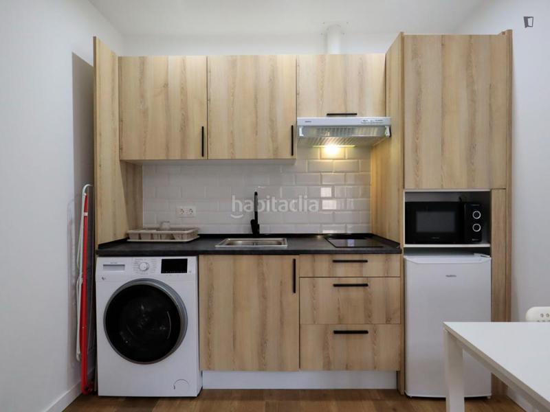 Foto df15dd23-5475-43a8-b6ca-1e92b0a75e04. Location appartement avec chauffage dans Opañel Madrid