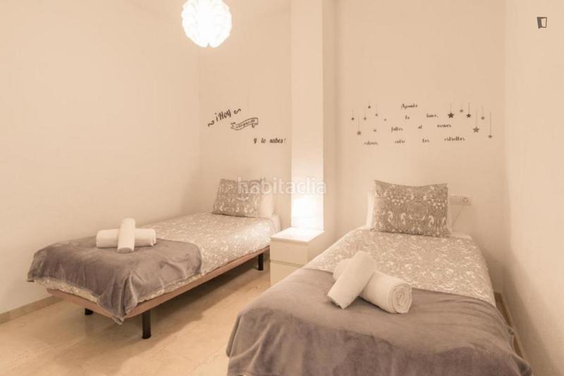 Foto b8978c01-4345-4af1-b00b-01bc628d6e42. Lloguer apartament amb calefacció a La Victoria Málaga