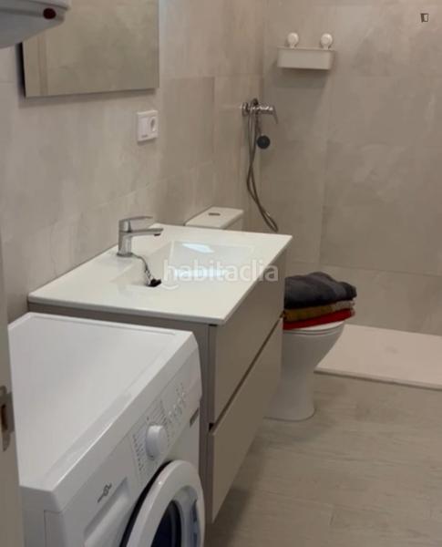 Foto c143c5a5-2789-4ef8-ad45-6a55e71c360e. Location studio avec chauffage dans Torrefiel Valencia