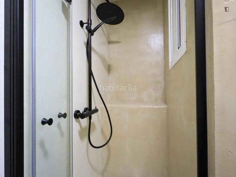 Foto 94f0ea88-f32b-4b74-a74b-8d56faa6f7b3. Miete appartement mit heizung in Embajadores-Lavapiés Madrid