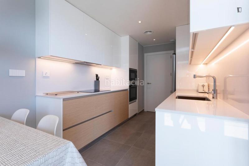 Foto 10cbc354-4eca-4777-a7b3-7f4ef49b4404. Location appartement dans Gorg Badalona