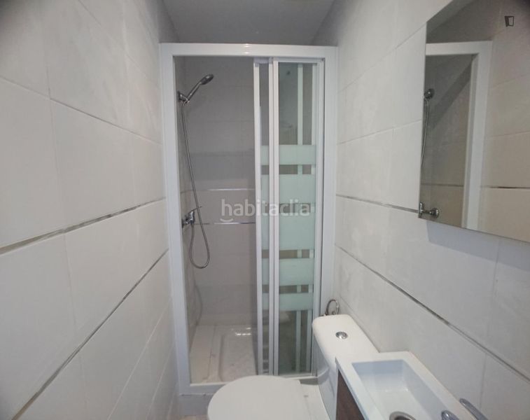 Foto 6419dd2e-ec3b-4553-8820-3fda7397c3b6. Miete studiowohnung in Pradolongo Madrid