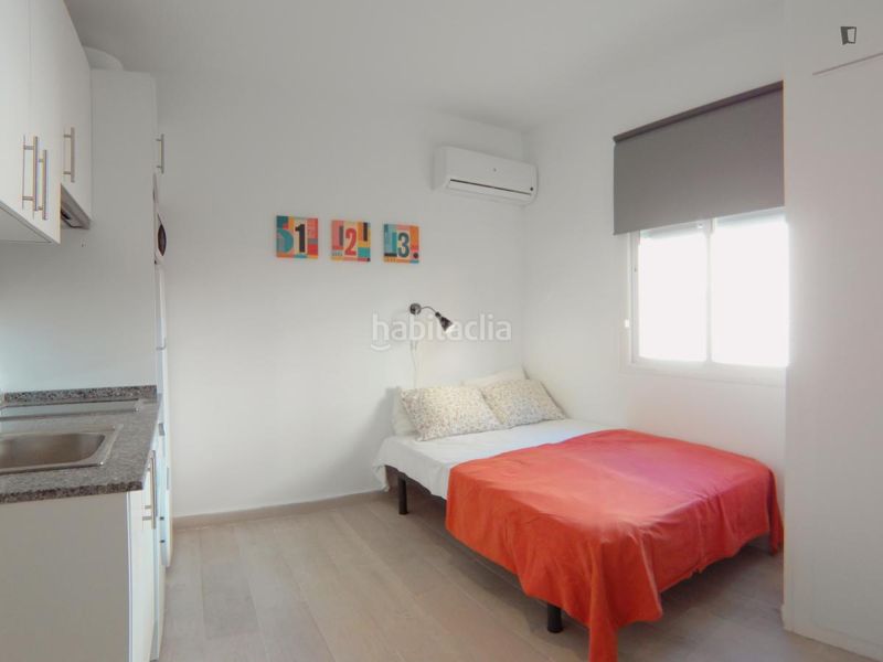 Foto f27dfbdb-0157-4e29-ad81-9184c8b2e3c5. Miete studiowohnung in Pradolongo Madrid