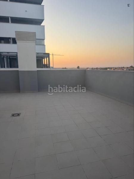 Foto 3f26f15b-055b-4f3b-84d9-07282bea8299. Rent apartment with heating in Entrenúcleos Dos Hermanas