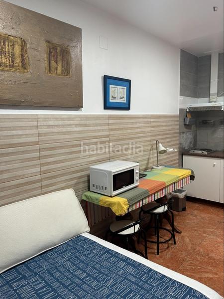 Foto e47415af-4ec7-4b89-861f-b1f5bcc95115. Miete studiowohnung mit heizung in Collblanc Hospitalet de Llobregat (L´)