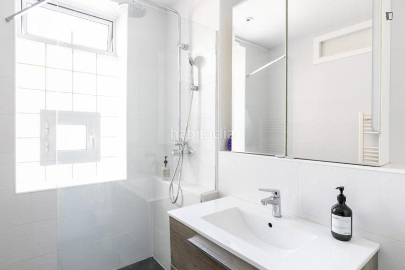 Foto d3ed585b-69bc-4dc0-aaa6-09cb4982a100. Rent apartment with heating in El Poble Sec - Parc de Montjuïc Barcelona