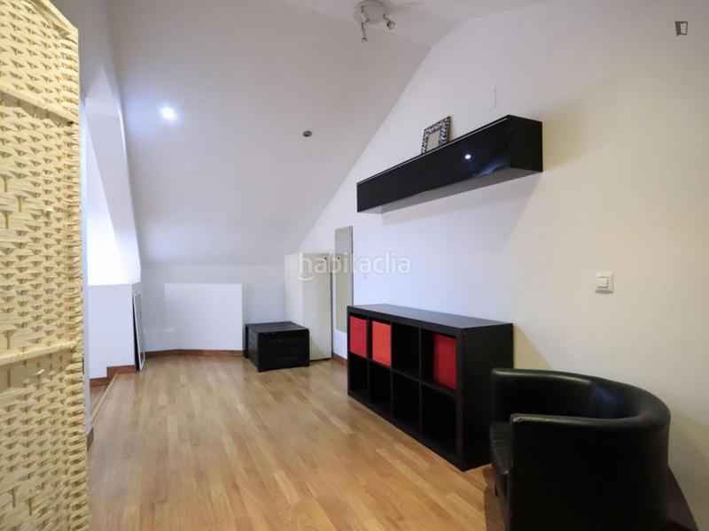 Foto d575e994-0ce4-40d9-800f-4a0e5dd615cd. Location appartement avec chauffage dans Sol Madrid