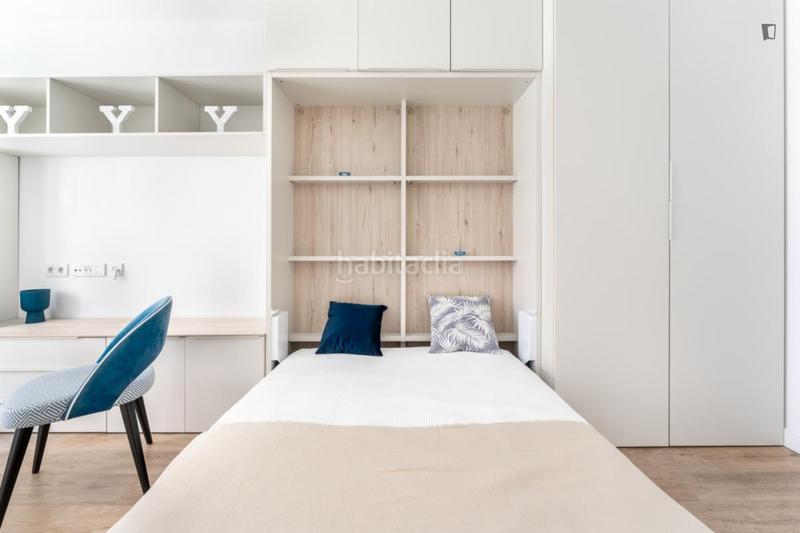 Foto a5cf2782-6aa7-4c35-8e9f-74472ee83594. Location studio dans Cuatro Caminos - Azca Madrid