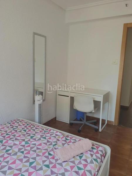Foto ac44ec95-987c-44a1-bd49-f505c812ba48. Alquiler apartamento en Aiora Valencia