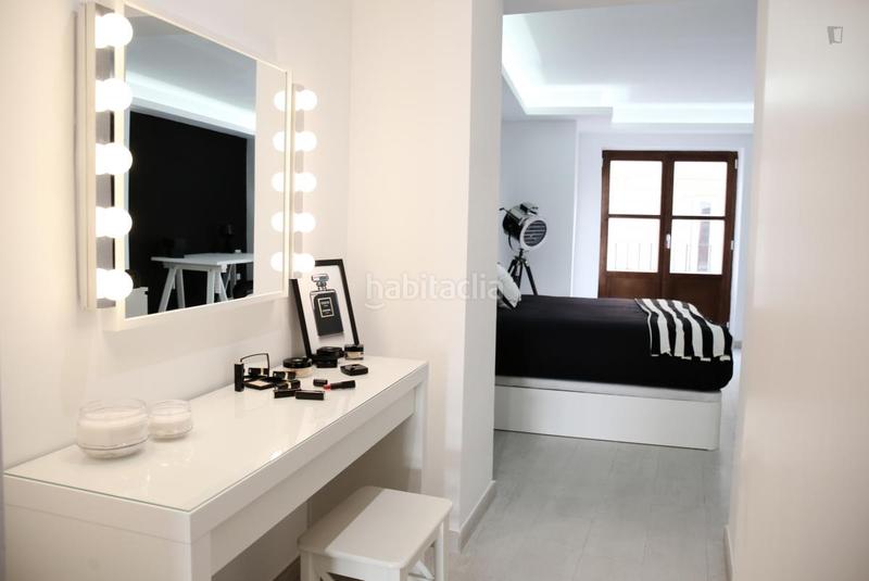 Foto 00afc450-df68-4066-ad1a-9620edbc7ee3. Alquiler apartamento en El Carme Valencia