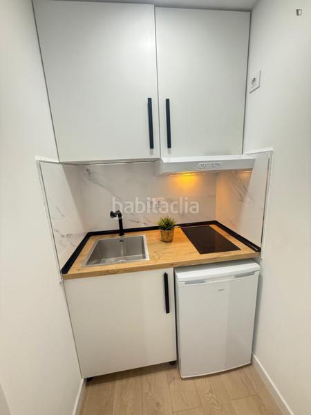 Foto a88777da-8dff-4897-b0d5-dea1b3dbea86. Lloguer estudi a San Cristóbal Madrid