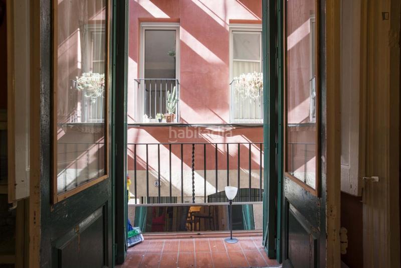 Foto cf4c12aa-1ab5-4185-a539-e0e1fccaa059. Alquiler apartamento en St. Pere - Sta. Caterina - El Born Barcelona