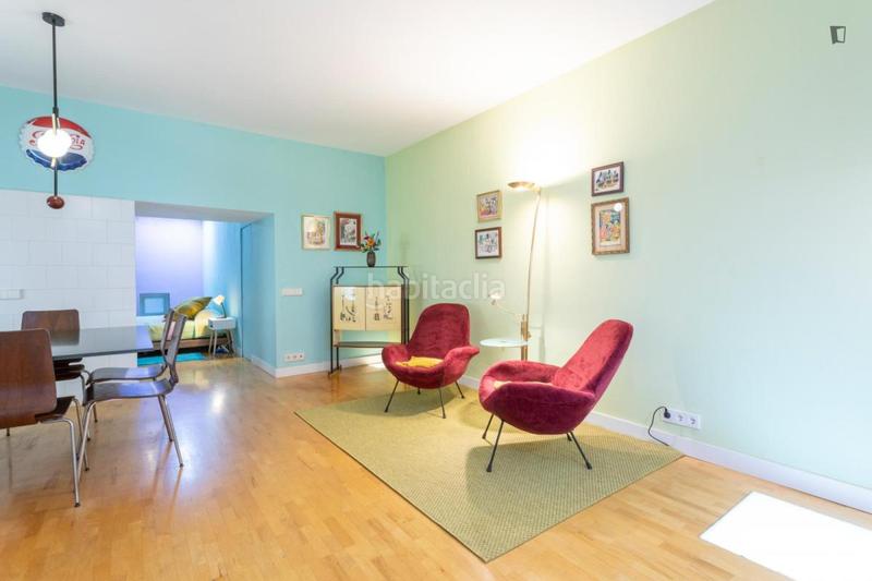Foto 00efcf3d-6599-4a68-85ae-f04e9b24b784. Lloguer apartament a Raval Barcelona