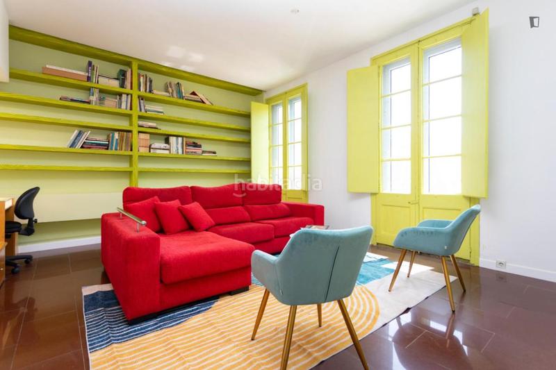 Foto 08cd6c81-9b6a-4efb-ba25-5c74b769fabe. Lloguer apartament a Raval Barcelona