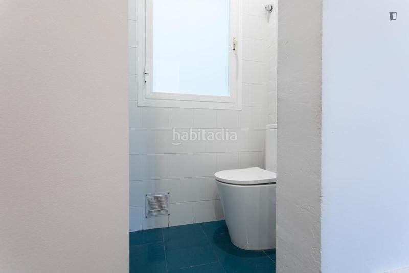 Foto 40aeeb90-6c23-4d2d-926a-bd7c9b41d902. Lloguer apartament a Raval Barcelona