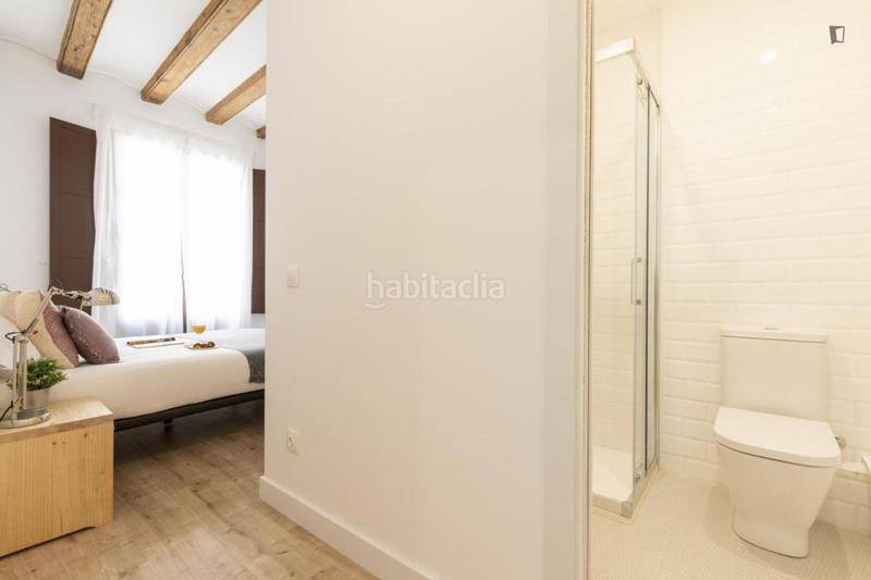 Foto 4f32bd3d-370a-433f-be74-c60023a96466. Affitto piccolo appartamento in Raval Barcelona