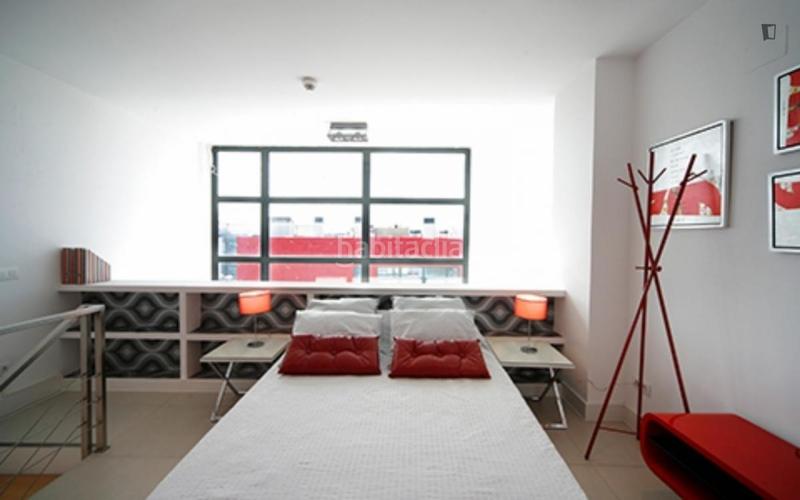 Foto 78ba0194-8d32-46b5-af20-ced67fab1576. Alquiler apartamento en Las Tablas Madrid