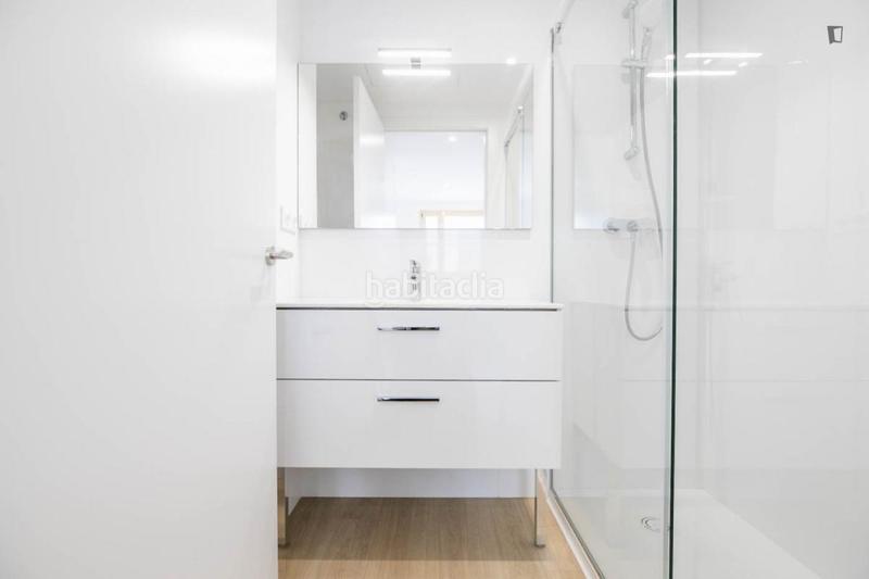 Foto 372935af-e8f0-4482-8de7-5c9606a261e3. Lloguer apartament amb calefacció a Port Badalona