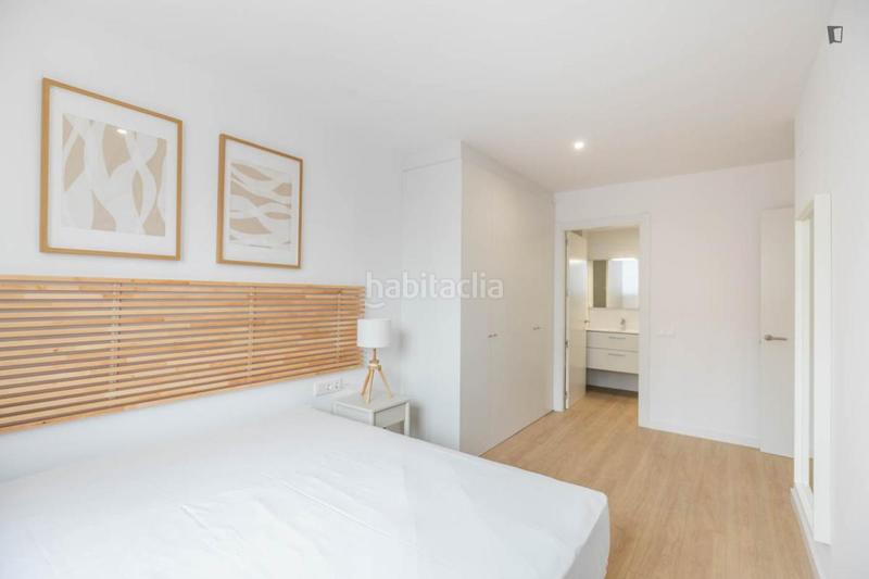 Foto 56e94121-9e6f-4d1f-b0aa-e660224bbea0. Lloguer apartament amb calefacció a Port Badalona