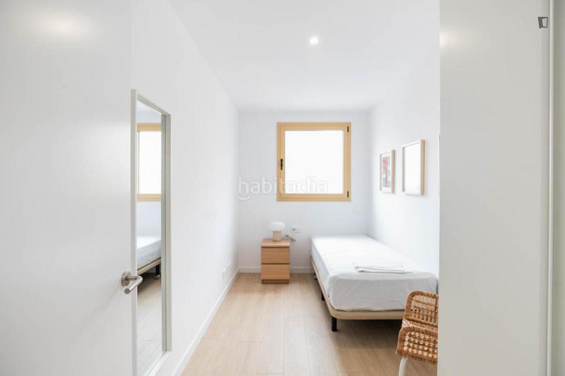 Foto b54719cf-23b3-4a73-82fe-627a9bc31186. Lloguer apartament amb calefacció a Port Badalona