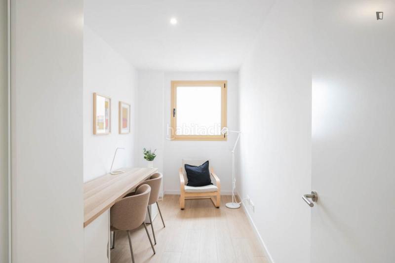 Foto 4de78aeb-fb9e-410b-a366-cf16f84060c2. Affitto piccolo appartamento con riscaldamento in Badalona