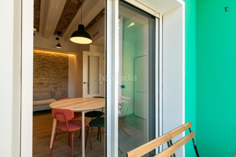 Foto 75922e39-f3b4-4a66-9e7c-ab033e719ec0. Lloguer apartament a El Camp de l´Arpa del Clot Barcelona