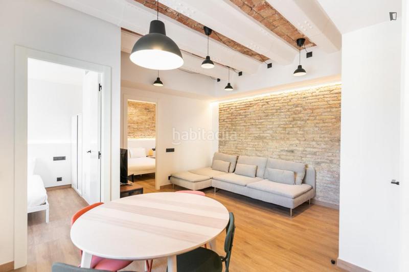 Foto a49c4258-6577-4f6c-a04e-7640708c9100. Alquiler apartamento en El Camp de l´Arpa del Clot Barcelona