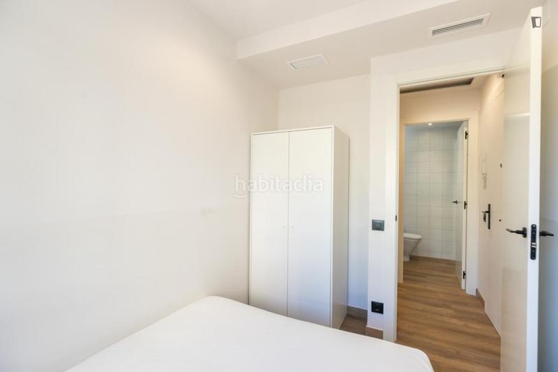 Foto 0786bac5-c787-43b0-a3d3-258b6d28b4d5. Location appartement dans El Camp de l´Arpa del Clot Barcelona