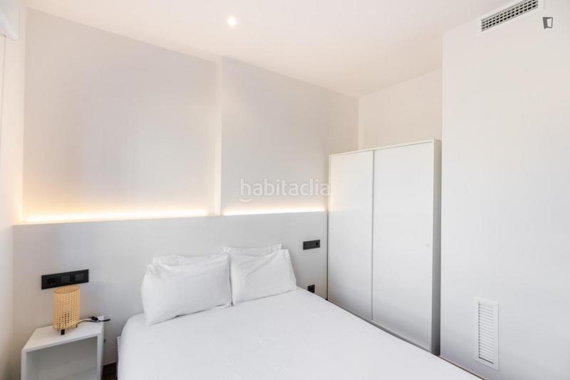 Foto 1d4e73f1-efbb-403a-9fda-3613a8ebf9d4. Miete appartement in El Camp de l´Arpa del Clot Barcelona