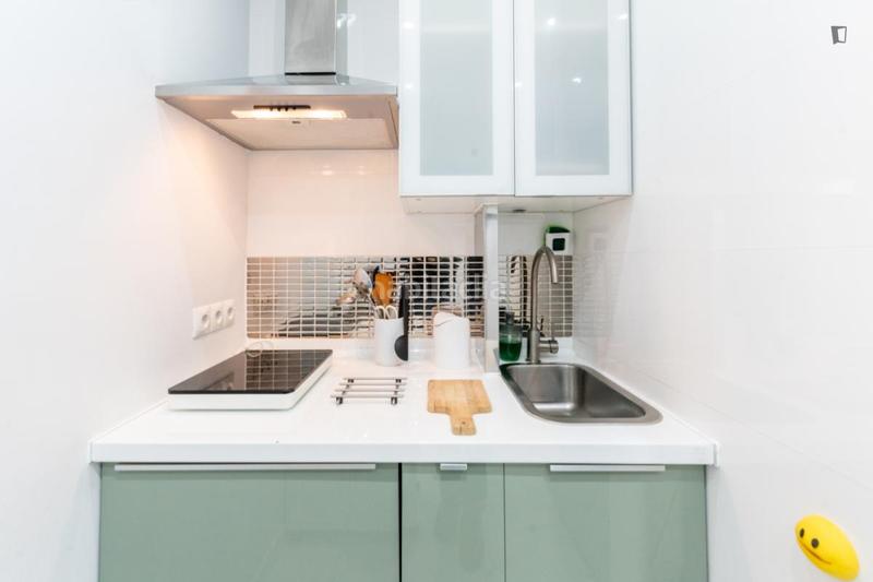 Foto 6d52b88b-c2a8-474d-9ed8-8be17279b59b. Alquiler apartamento en Sol Madrid