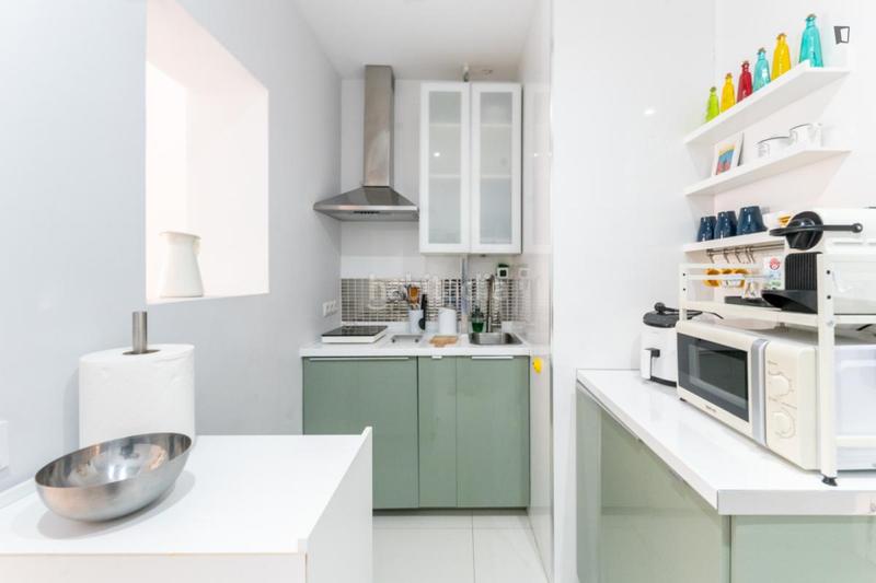 Foto e348c672-0874-4f39-8117-ebd88135461d. Alquiler apartamento en Sol Madrid