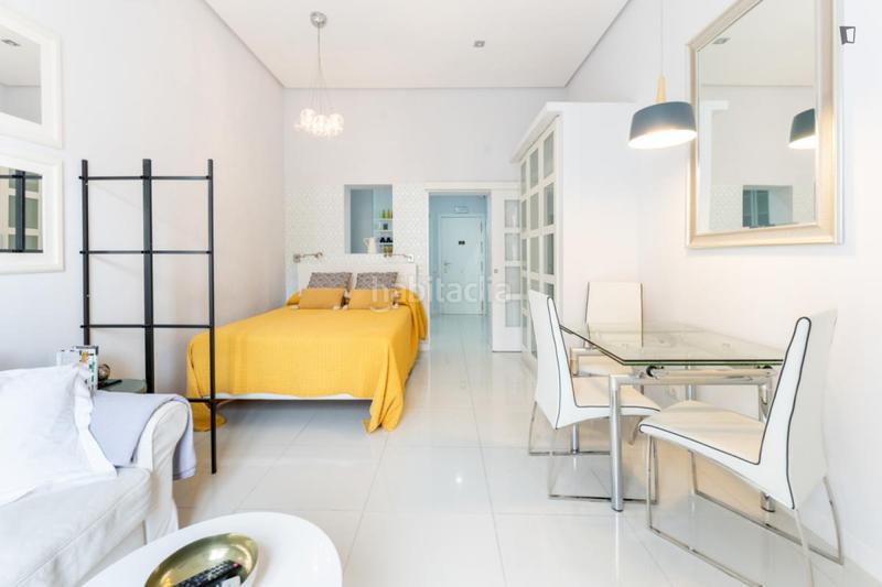 Foto 5bd7edcf-5b51-415f-a985-00f2c92c3291. Location appartement dans Sol Madrid