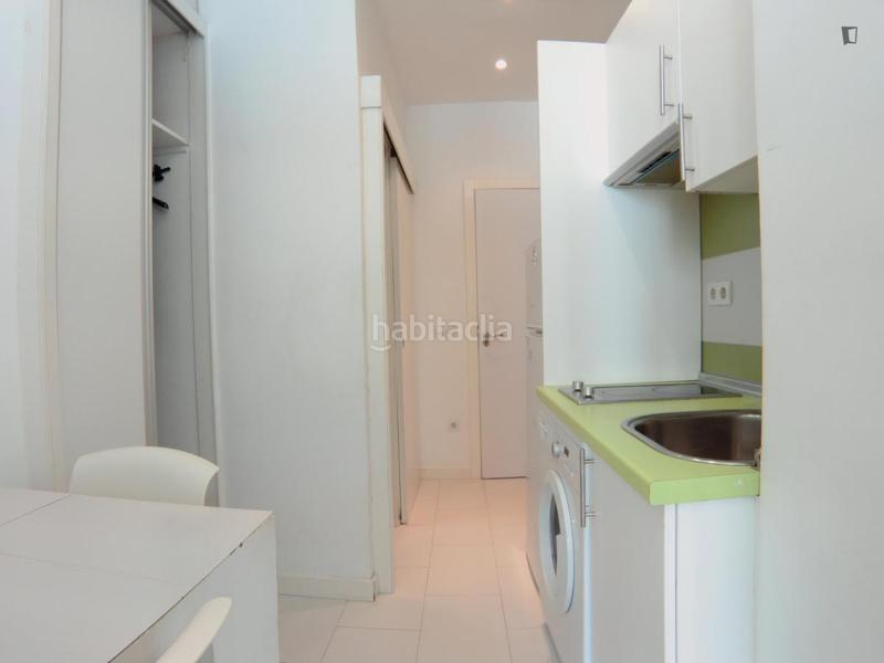 Foto 586f642d-926a-43b5-96dd-0372e7195304. Alquiler estudio en Puerta del Ángel Madrid