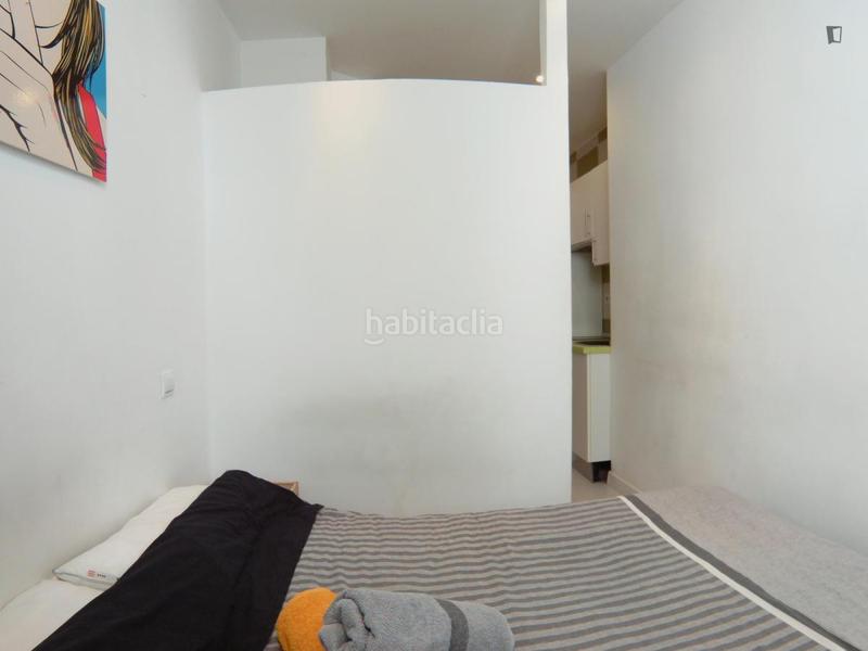 Foto a998239e-7c55-4ae0-8372-e6952e5d4b12. Alquiler estudio en Puerta del Ángel Madrid