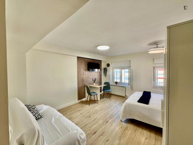 Foto b2fc48c0-c76b-4394-bc83-9a59dc6ec4a1. Rent apartment with heating in San José Zaragoza