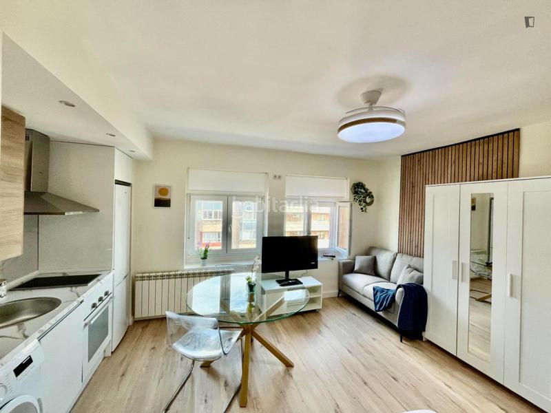 Foto bf8cdf58-1174-4ee6-b493-0281c9fda59c. Location studio avec chauffage dans San José Zaragoza