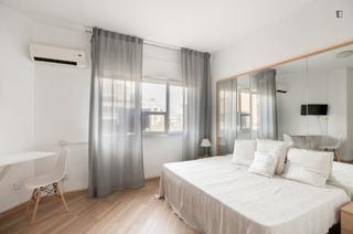 Alquiler Estudio en Barri de les Corts