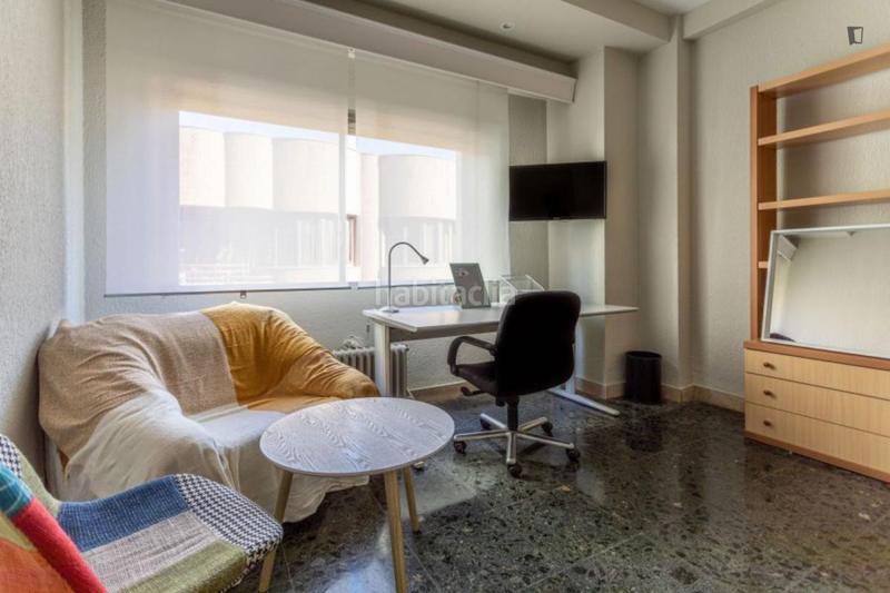 Foto 2de9c2c5-d8fd-4861-8915-f4d475fcb6a3. Lloguer apartament a Sant Francesc Valencia