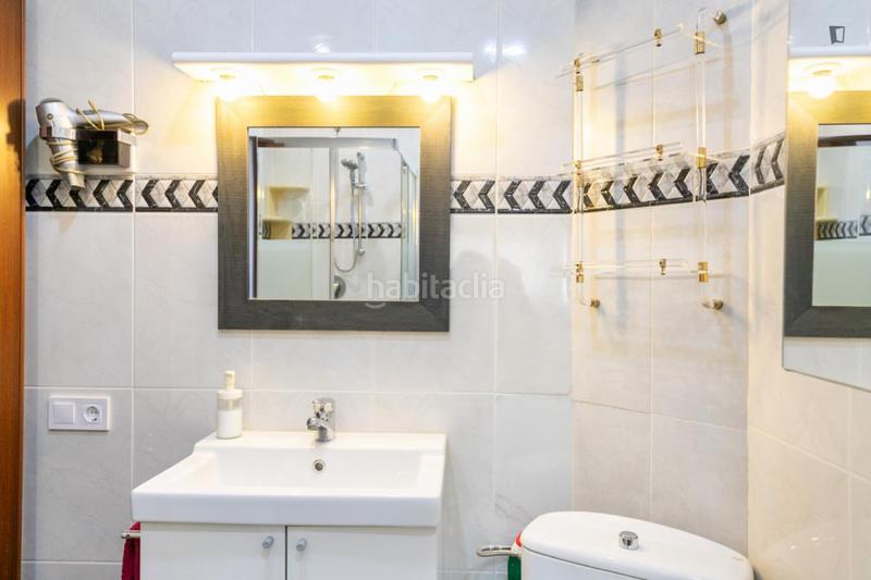 Foto d14a9215-ea32-42a7-a485-f206c40190bf. Lloguer apartament amb calefacció a Barceloneta Barcelona