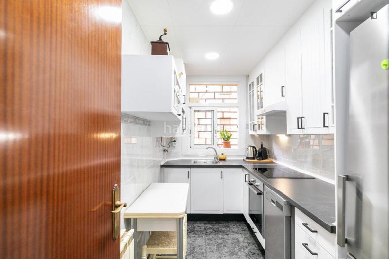 Foto e7159715-daf6-43d2-8d54-5c4a4a67bc2b. Alquiler apartamento en Barceloneta Barcelona