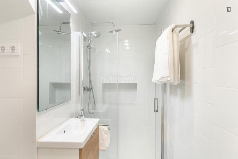 Foto f408df95-fd28-4e31-bf89-2ad98e804af6. Rent apartment with heating in El Poble Sec - Parc de Montjuïc Barcelona