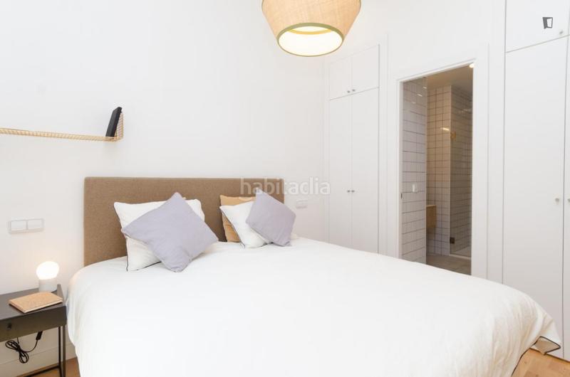 Foto b3c22109-6f1c-4d48-bd9d-208ba920c792. Location appartement dans Universidad-Malasaña Madrid